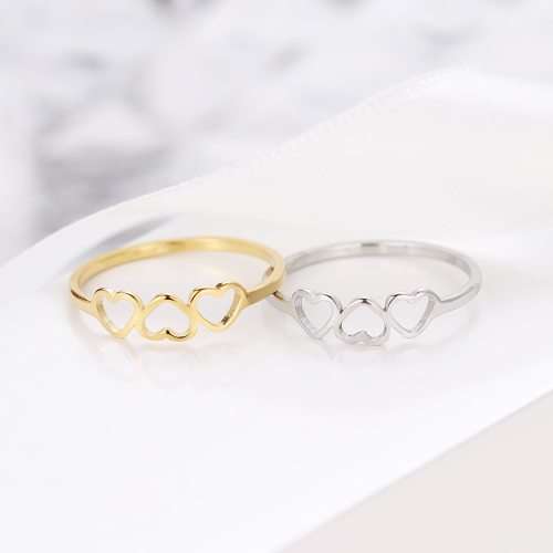 Titanium 3-Hearts Ring Size 6; 7; 8; 9 US *R 599* (SILVER)