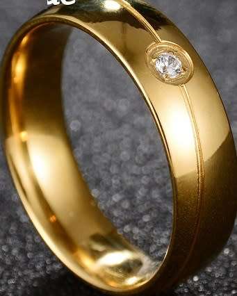 Titanium Ring With Simulated Diamonds Size 9; 10 US *R 899* (SILVER/BLACK)