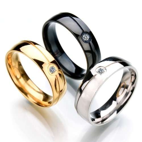 Titanium Ring With Simulated Diamonds Size 9; 10 US *R 899* (SILVER/BLACK)