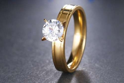 Titanium Princess Cut Ring With 2.00 ct Simulated Diamond Size 7; 8; 10; 11 US *R 599* (GOLD)