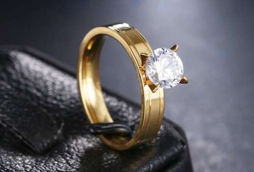 Titanium Princess Cut Ring With 2.00 ct Simulated Diamond Size 7; 8; 10; 11 US *R 599* (GOLD)