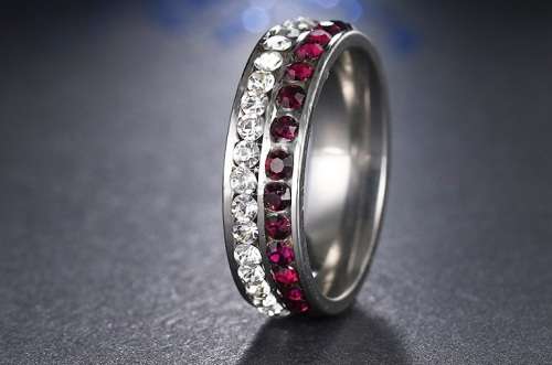 Retail Price: R 1 699 Titanium Ring Simulated Purple & White Diamonds Size 7;9;10;11 US