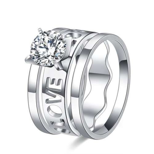 RETAIL PRICE: R 2 799 Titanium Princess Cut Ring Set Size 7; 8; 10 US  (SILVER)