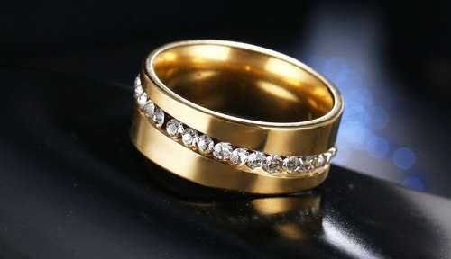 Retail Price R 2 199 (NEVER FADE) Titanium  8 mm  Ring Size 8 US (SILVER ONLY)