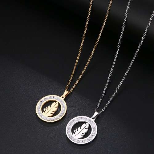 Retail Price: R 1 699 Titanium Feather Necklace With Simulated Diamonds  45 cm (SILVER ONLY)