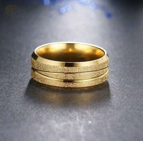 Retail Price R 1 199 Frosted Titanium Men's Ring 8 mm Size 10 US (GOLD)