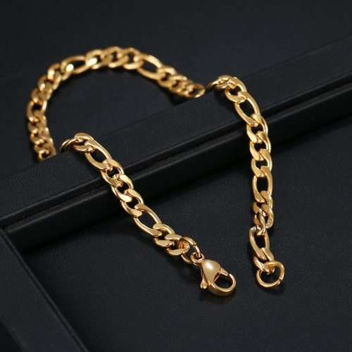 RETAIL PRICE:R 999 (NEVER FADE) Titanium Figaro Bracelet 22 cm  (GOLD ONLY)