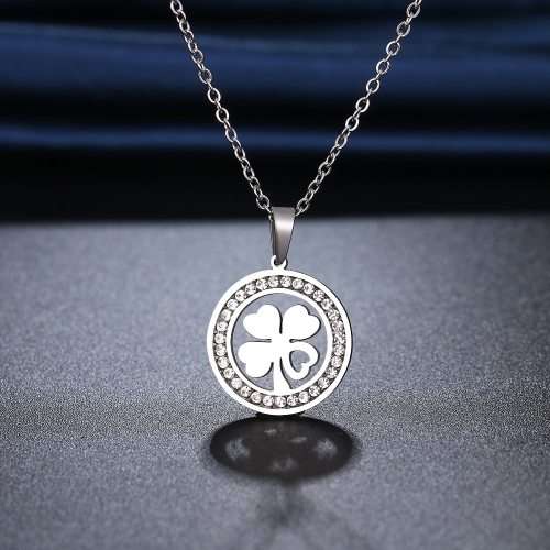 Retail Price: R 1 199 Titanium 4-Leaf Clover Necklace With Simulated Diamonds 45 cm (GOLD ONLY)
