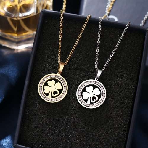 Retail Price: R 1 199 Titanium 4-Leaf Clover Necklace With Simulated Diamonds 45 cm (GOLD ONLY)