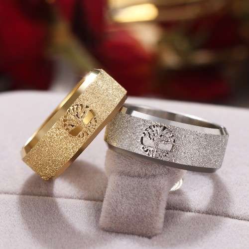 RETAIL PRICE: R 999 (NEVER FADE) Titanium "Tree Of Life" Ring Size 9 US (GOLD ONLY)