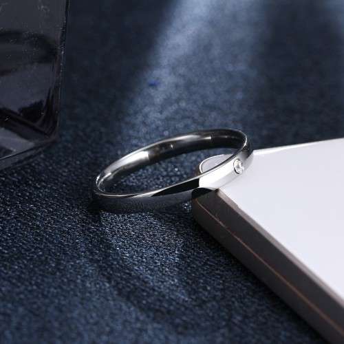 Retail Price R 1 100 Titanium (NEVER FADE) Ring With Simulated Diamond 4 mm Size 11 US (SILVER ONLY)