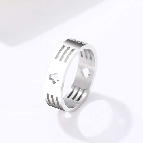 RETAIL PRICE:R 999 (NEVER FADE) Titanium Heart Ring Size 8 US (SILVER ONLY)