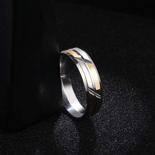 RETAIL PRICE: R 1 799 Titanium Ring With Simulated Diamond Size 11 US (TWO TONE)