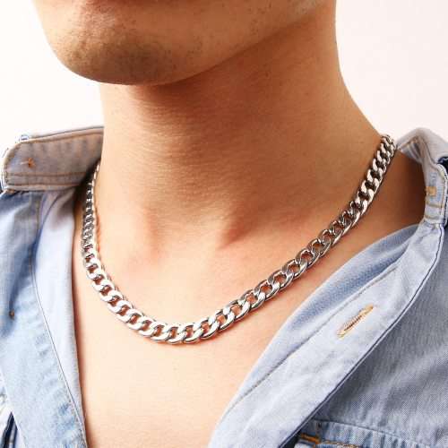 Retail Price: R 1 899 (NEVER FADE) Titanium Cuban Link Men's Necklace 60 cm (GOLD ONLY)