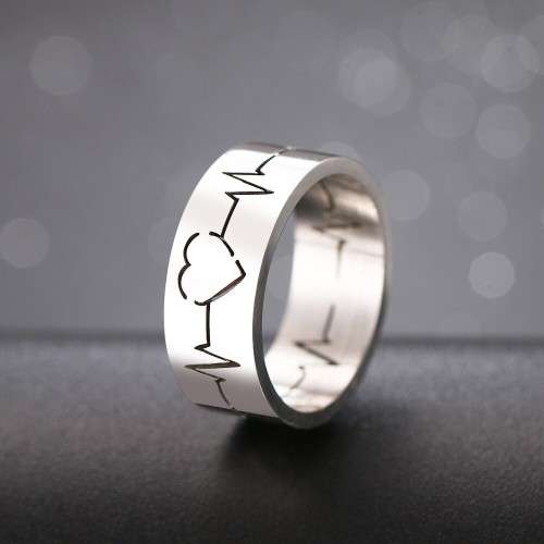 RETAIL PRICE:R 999 (NEVER FADE) Titanium Heartbeat Ring Size 9 US (SILVER ONLY)