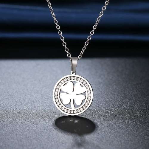 Retail Price:R1 199 (NEVER FADE) Titanium 4-Leaf Clover Necklace 45 cm (GOLD ONLY)
