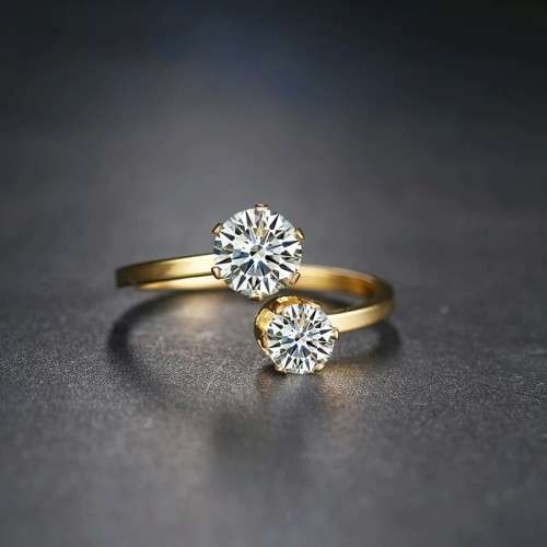 Retail Price: R 2 599 Titanium (NEVER FADE) Swarovski Crystal Ring Size 9 US (SILVER ONLY)