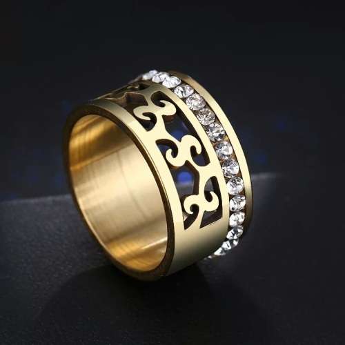 TITANIUM (NEVER FADE) Pattern Ring With Simulated Diamonds (SILVER ONLY)