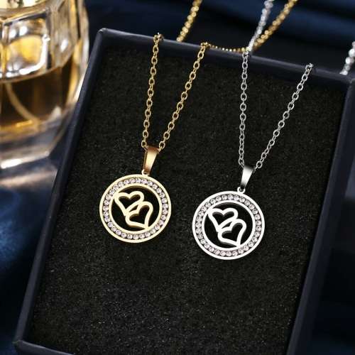 Retail Price:R1 099 (NEVER FADE)Titanium Hearts Necklace 45 cm (SILVER ONLY)