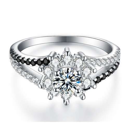*0.75CT SOLID 925 STERLING SILVER FLOWER RING*