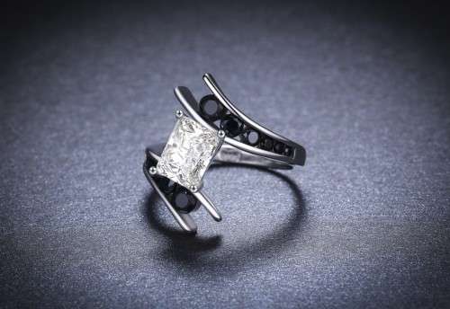 *925 STERLING SILVER 1.25 CT GORGEOUS TENSION SETTING RING*