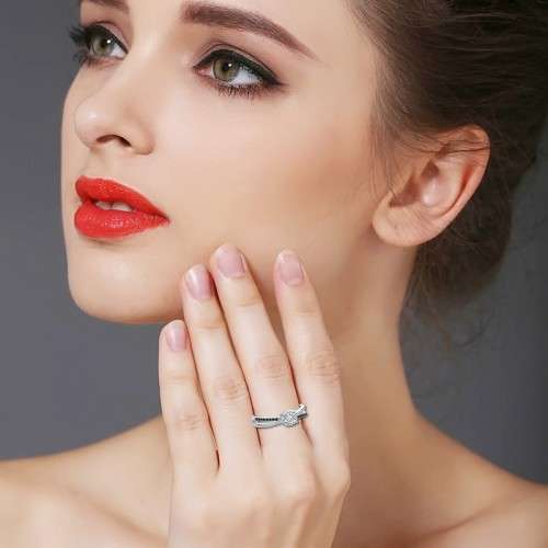 *0.5 CT SOLID 925 STERLING SILVER  CROSS OVER RING*