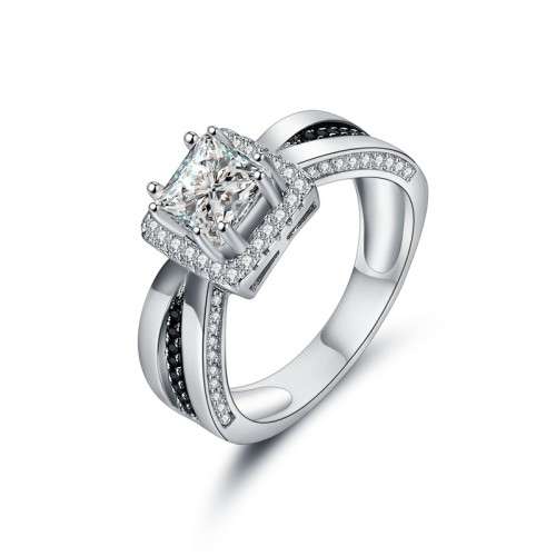 * 1.5 CT SOLID 925 STERLING SILVER RING*
