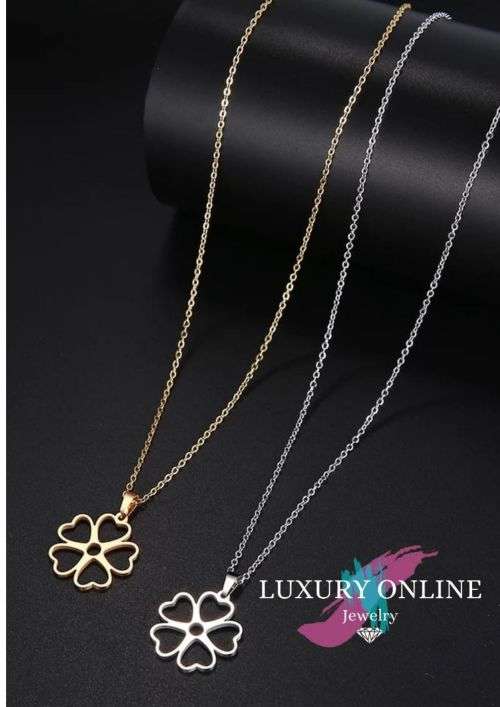 TITANIUM (NEVER FADE) FLOWER HEARTS Necklace 45 cm (SILVER ONLY)