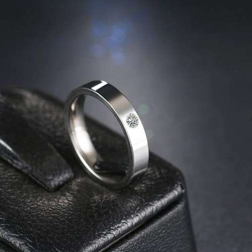 TITANIUM (NEVER FADE) SOLID Ring with Simulated Diamond SIZE 9 US (SILVER ONLY)