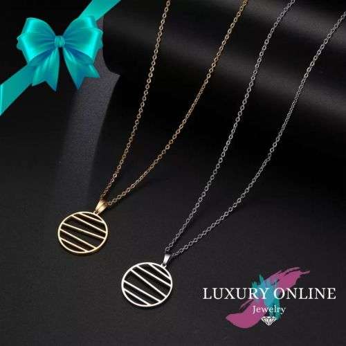 TITANUIM (NEVER FADE) CIRCLE WITH STRIPES Necklace 45cm (Silver Only)