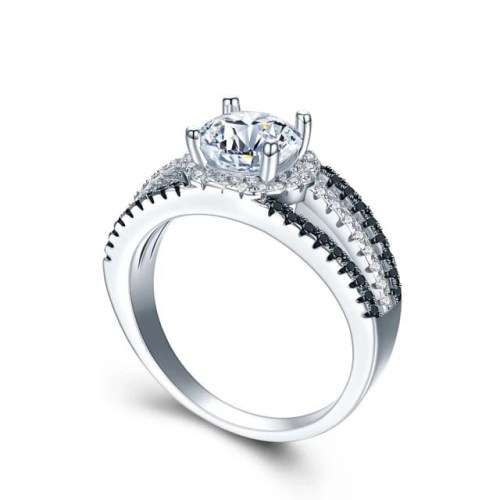 Retail Price R2499 1CT SOLID 925 STERLING SILVER MODERN RING SIZE 8 US