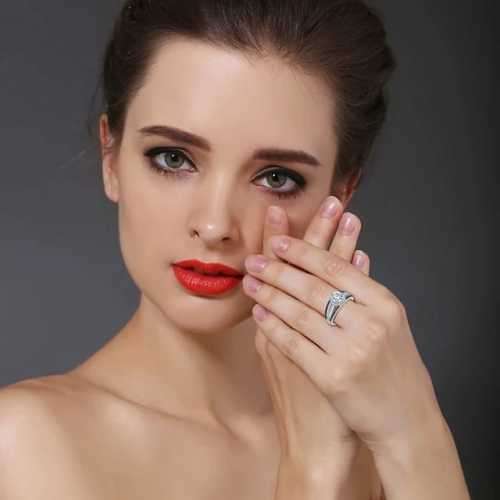 Retail Price R2499 1CT SOLID 925 STERLING SILVER MODERN RING SIZE 8 US