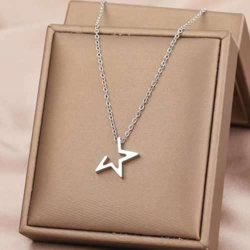 Retail Price R1099 TITANIUM (NEVER FADE) SILVER STAR Necklace 45cm