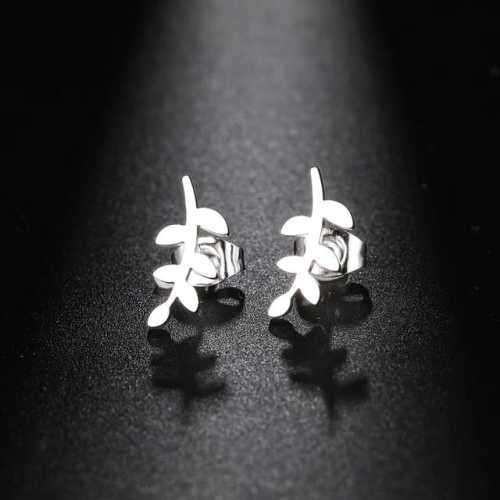 Retail Price R499 TITANIUM (NEVER FADE) LEAF Earrings (SILVER ONLY)