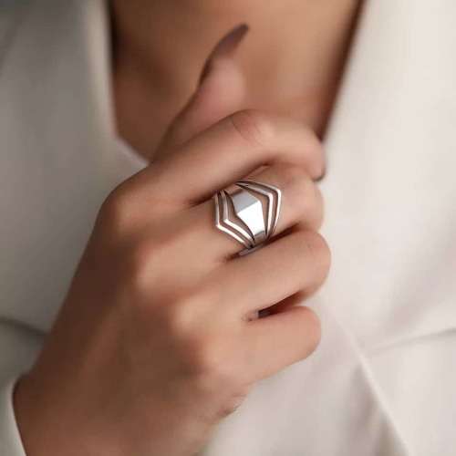 Retail Price R1299 TITANIUM (NEVER FADE) GOLD RING Size 6 US
