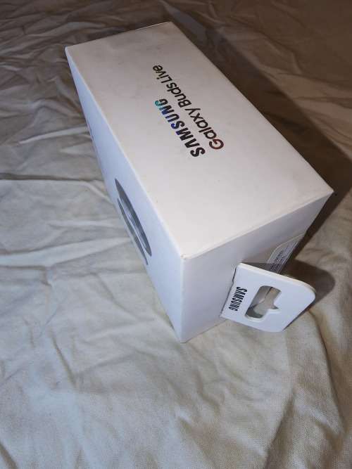 GALAXY BUDS LIVE