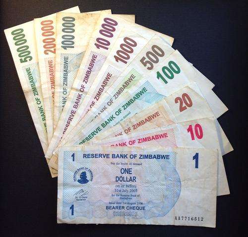 2006/7 Complete set of 10 AA Prefix Zimbabwe Bearer Cheques $1 to $500,000 - a cautiionary tale!