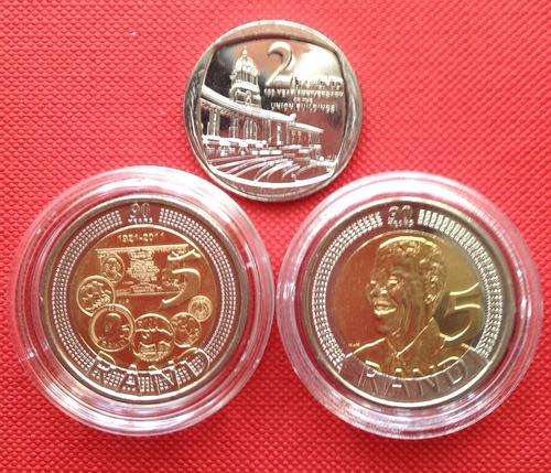 UNC THREESOME of stunning commemorative coins (Mandela 2008 & 2011 R5,  2013 R2)