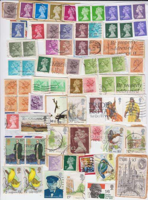 Mixed lot of 73 British stamps