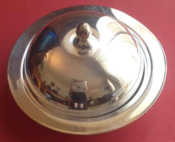 Elegant hallmarked REGAL silver-plated dish with lid