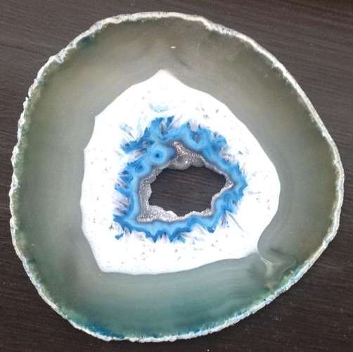 lovely slice of agate and crystals