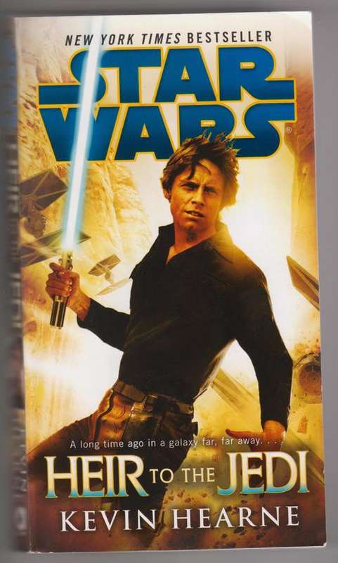 STAR WARS - Heir to the Jedi by Kevin Hearne (Paperback - released 2015)