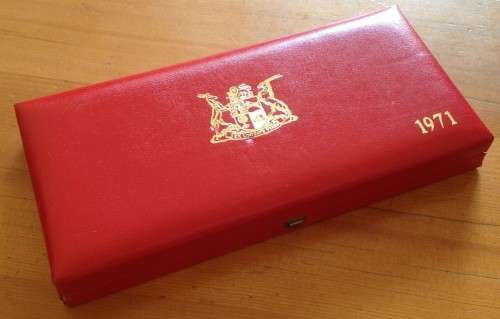 Empty RED SA Mint Box for 1971 Long Proof set