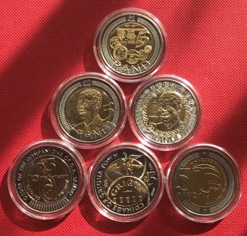 STUNNING SIX uncirculated bi-metal R5 coins (2008, 2011, 2014, 2015, 2017 & 2018 Mandela)