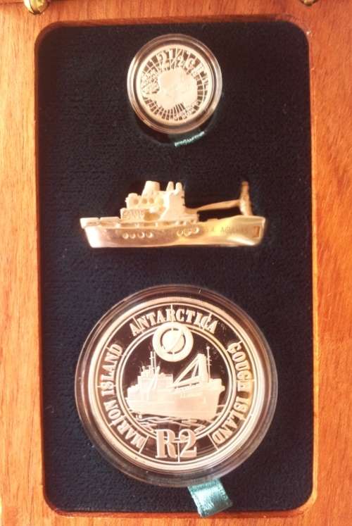 2008 International Polar Year Combo Silver Proof Set Wooden Box ** BE QUICK **