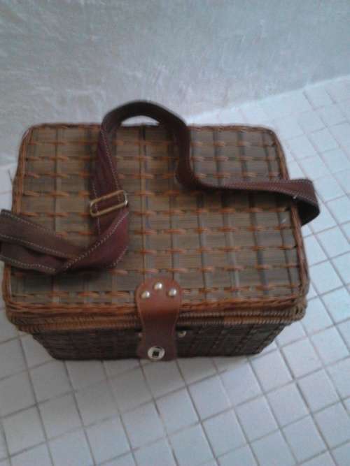 Picnic Basket Wicker Insulated 33cm x 25cm x 23cm