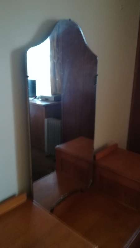 Dressing table solid oak - very heavy - over 40 years old