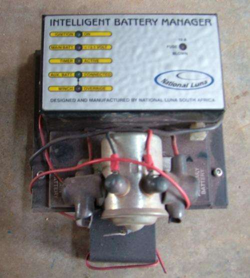 INTELEGENT BATTERY CHARGING SYSTEM FOR DUAL BATTERIES