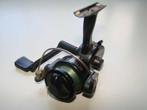 FISHING REEL : MITCHELL 1020 : USED BUT FULLY FUNCTIONABLE