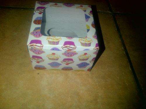 Foldable cupcake box with clear window and cupcake design - price per box